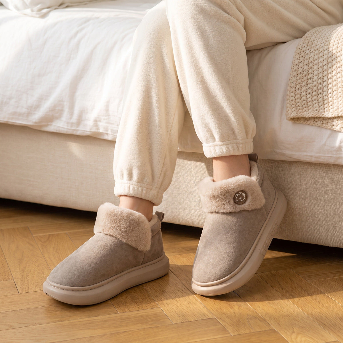 Chaussons fourrure femme - Moumoute - Marron Clair